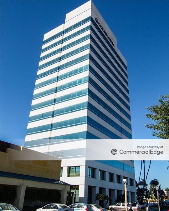 Ocean Plaza Huntington Beach