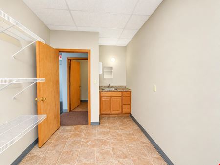 3120 Montvale Dr