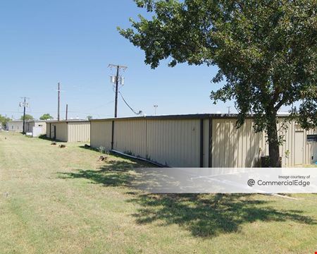 4101 & 4109 Hahn Blvd