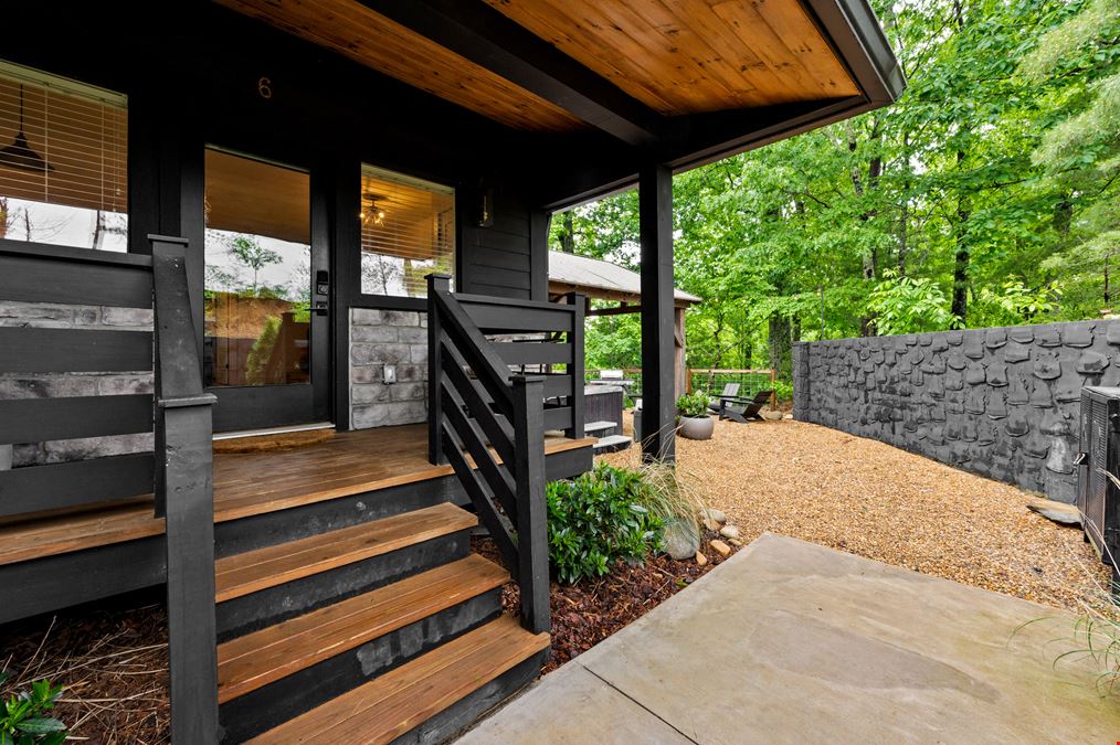 Firefly Mountain Suites