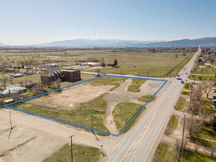 1220 Sierra Rd E