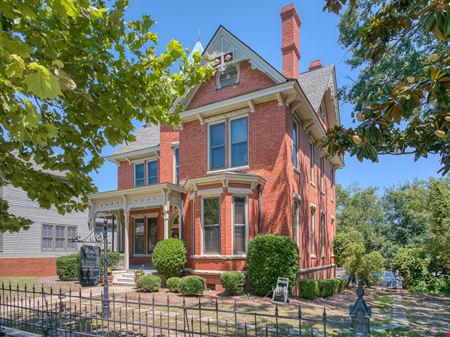 Commercial space at 631 S Hull St in Montgomery