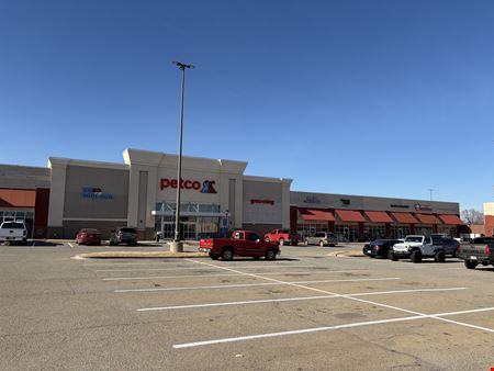 Retail space for Rent at Lakeview Pointe Shopping Center in Stillwater