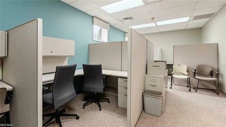 172 S Friendship Drive Office Building