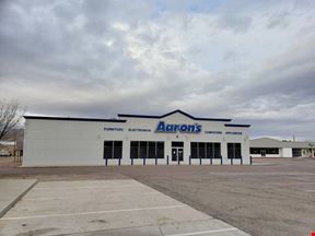7,000+- sf Retail Showroom Along N. California St. in Socorro, NM
