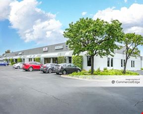 37400 & 37420 Cedar Blvd