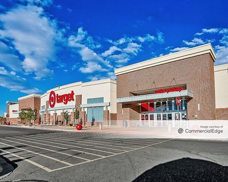 Retail space for Rent at The Gardens On Havana in Aurora