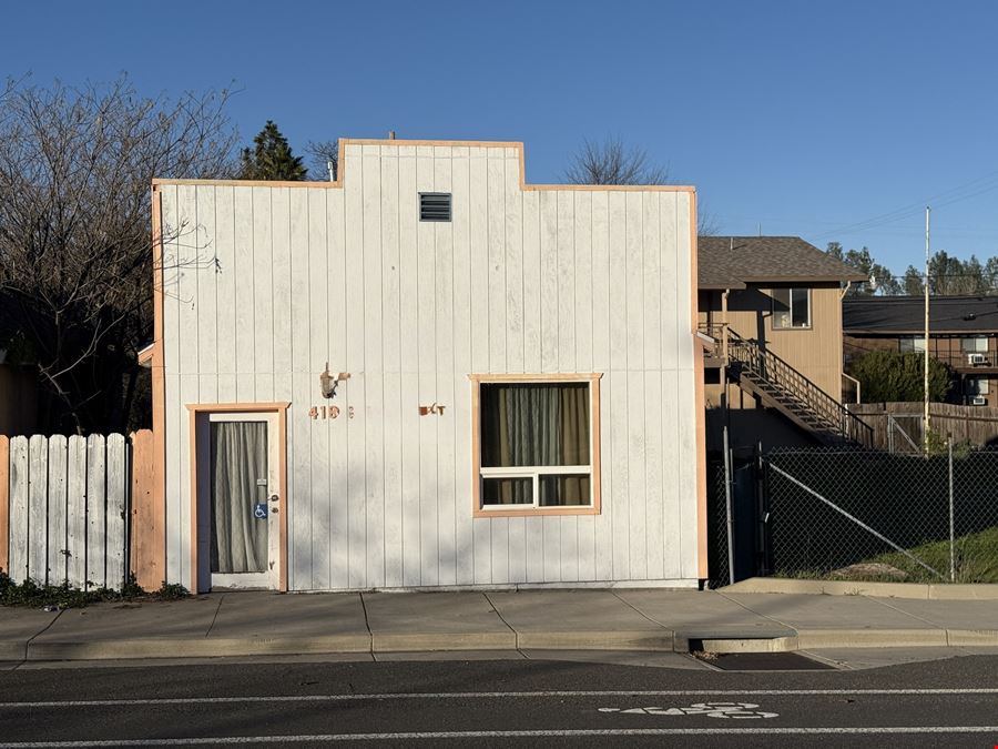 4189 Front St