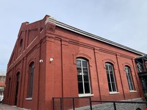 Gaslight Square | Building C