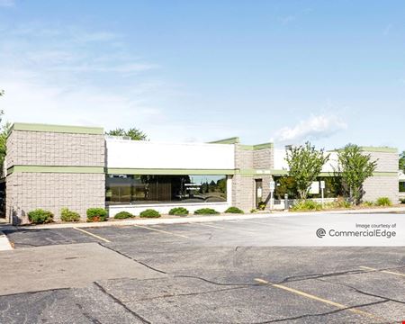 Commercial space at Executive Square in Clinton Township