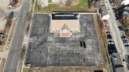 Retail space for Sale at Free-Standing Commercial Building on 1.35 Acres with Abundant Parking in Wichita