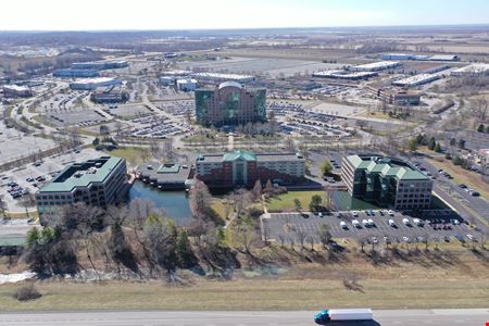 13801 & 13723 Riverport Drive