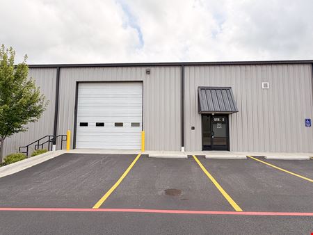 FOR LEASE: 5,850 SF Office/Warehouse