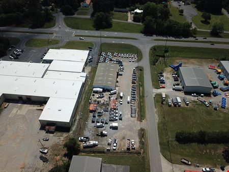 Freestanding Truck/Equipment Facility With Yard