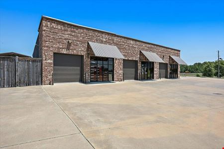 Commercial space at 104 Hazelton Cove in Madison