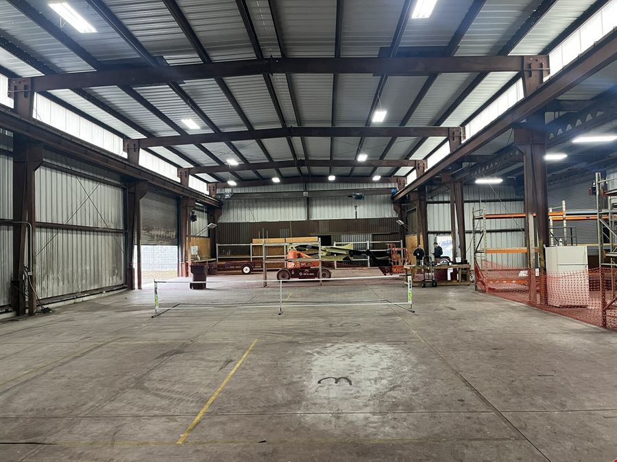 Crane Served Warehouse