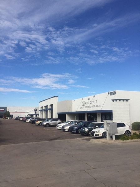 Industrial space for Rent at FIRST ROSE GARDEN in Phoenix