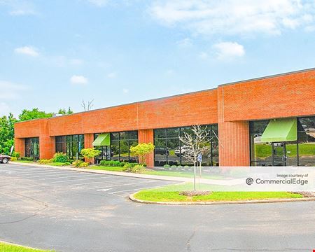 560 Centre View Blvd