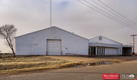 Commercial space at 12208 CR 3100 in Slaton