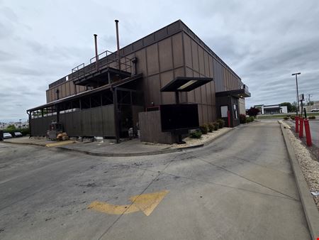 Former Smokey Bones