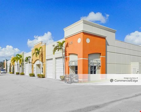 Industrial space for Rent at Dolphin Park of Commerce in Miami
