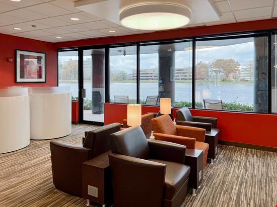Regus - Edgewater Place