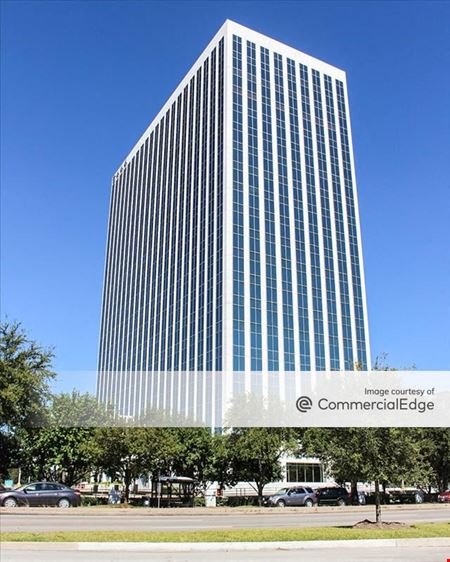 Office space for Rent at 5444 Westheimer in Houston