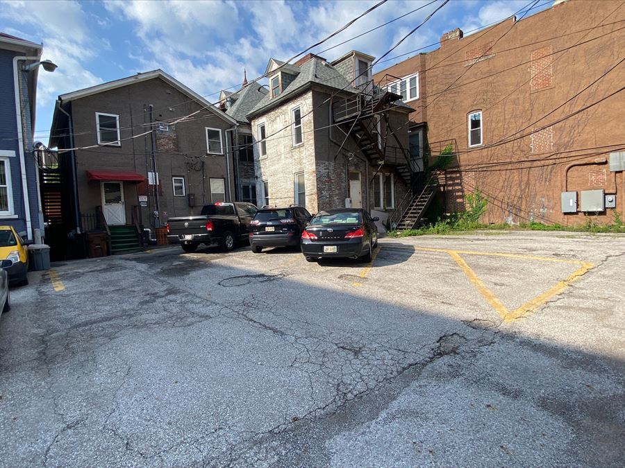 214 E State St