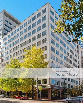 Sixth at Yamhill