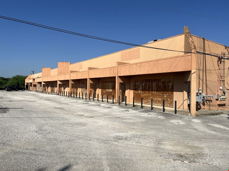 3911 Interstate 10 E