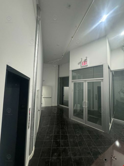 10,000 SF | 2886 3rd Avenue | Second Floor Office Space With Wrap Around Frontage For Lease
