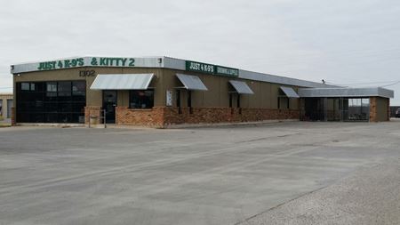 Retail space for Sale at 1308 NW 47th St in Lawton