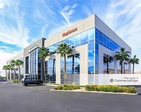 Anaheim Hills Office Plaza