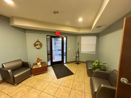 3,524 SF single-story Class B office building