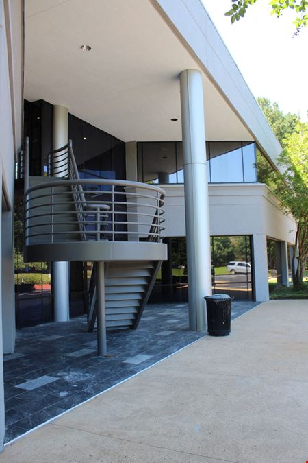 Twin Lakes Office Park | The Atrium Building