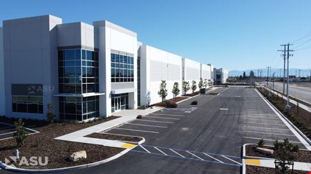 Retail space for Rent at 2204 Coffee Road in Bakersfield