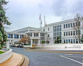 Iron Hill Corporate Center - White Wing