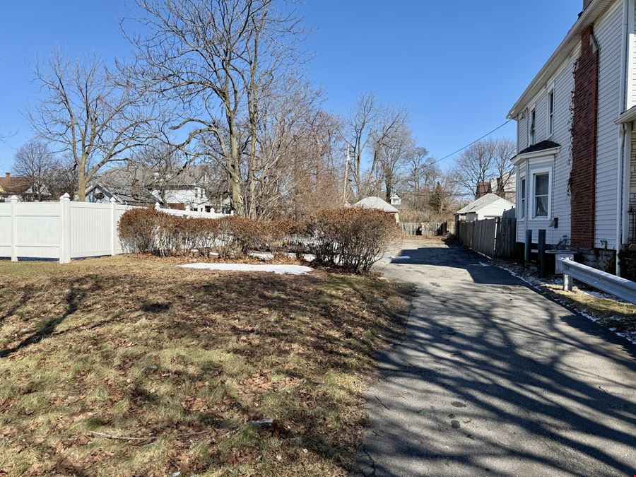 76 Humboldt Parkway