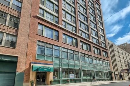 Retail space for Sale at 633 S Plymouth Ct in Chicago