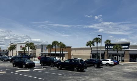 Retail space for Rent at Sabal Pointe Plaza in Merritt Island