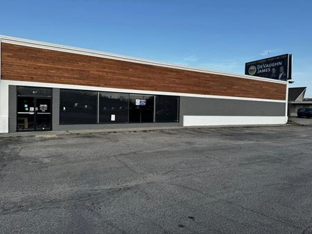 Retail space for Rent at 711 N Baltimore in Derby