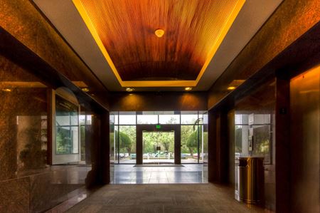 Office space for Rent at Crescent Center in Montgomery