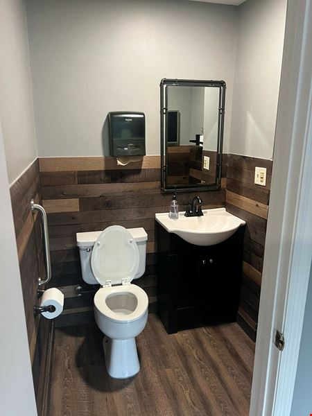 Multi-Use Office Building