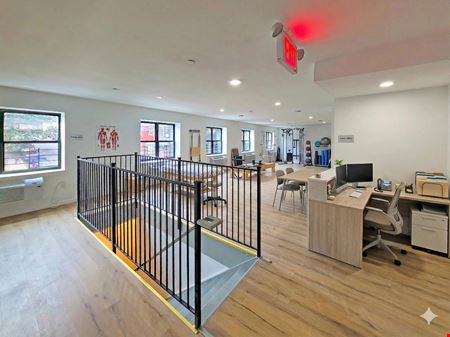 2,050 SF | 3923 Carpenter Avenue | Two-Level Office for Lease - Ideal for Medical, Educational, and Non-Profit Use