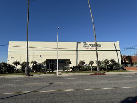 18037 S Broadway