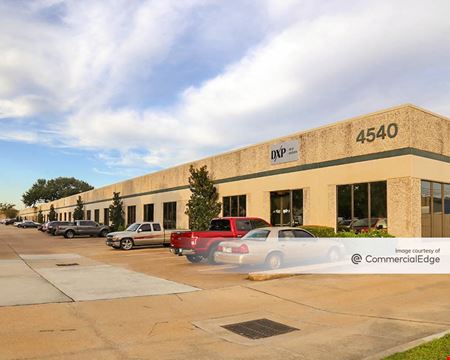 Industrial space for Rent at Pineway Service Center II in Houston