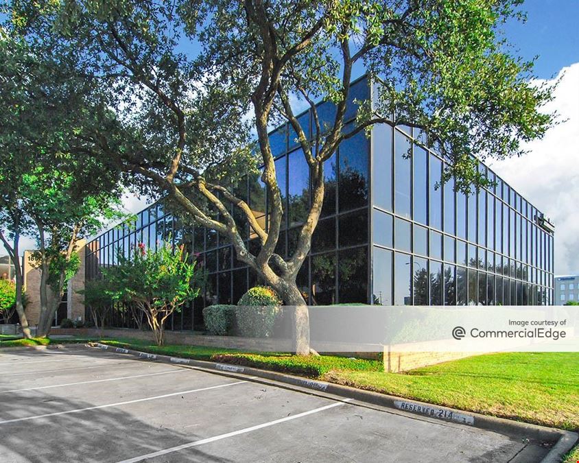 Treepoint Plaza