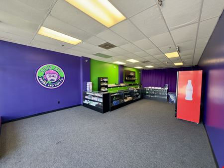 High-Visibility Retail Space on Barrancas Ave – 1,900 SF Available