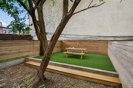 22 Patchen Ave