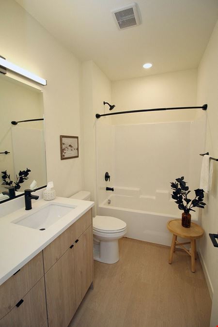 Lombard Lofts